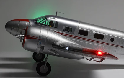 E-flite Beechcraft D18 - funkční LED osvětlení