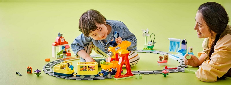 LEGO DUPLO - Velký interaktivní komunitní vláček