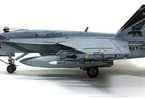 Academy Boeing F/A-18E VFA-143 USN Pukin Dogs (1:72)