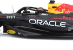 Bburago Oracle Red Bull Racing RB19 1:18 #11 Pérez