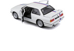 Bburago BMW 3 Series M3 1988 1:24 bílá