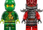 LEGO Ninjago - Lloydovo závodní auto s natahovacím motorem