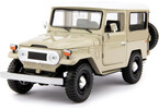 Maisto Toyota Land Cruiser FJ40 1960 1:36 béžová