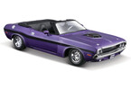 Maisto Dodge Challenger R/T Convertible 1970 1:24 fialová metalíza